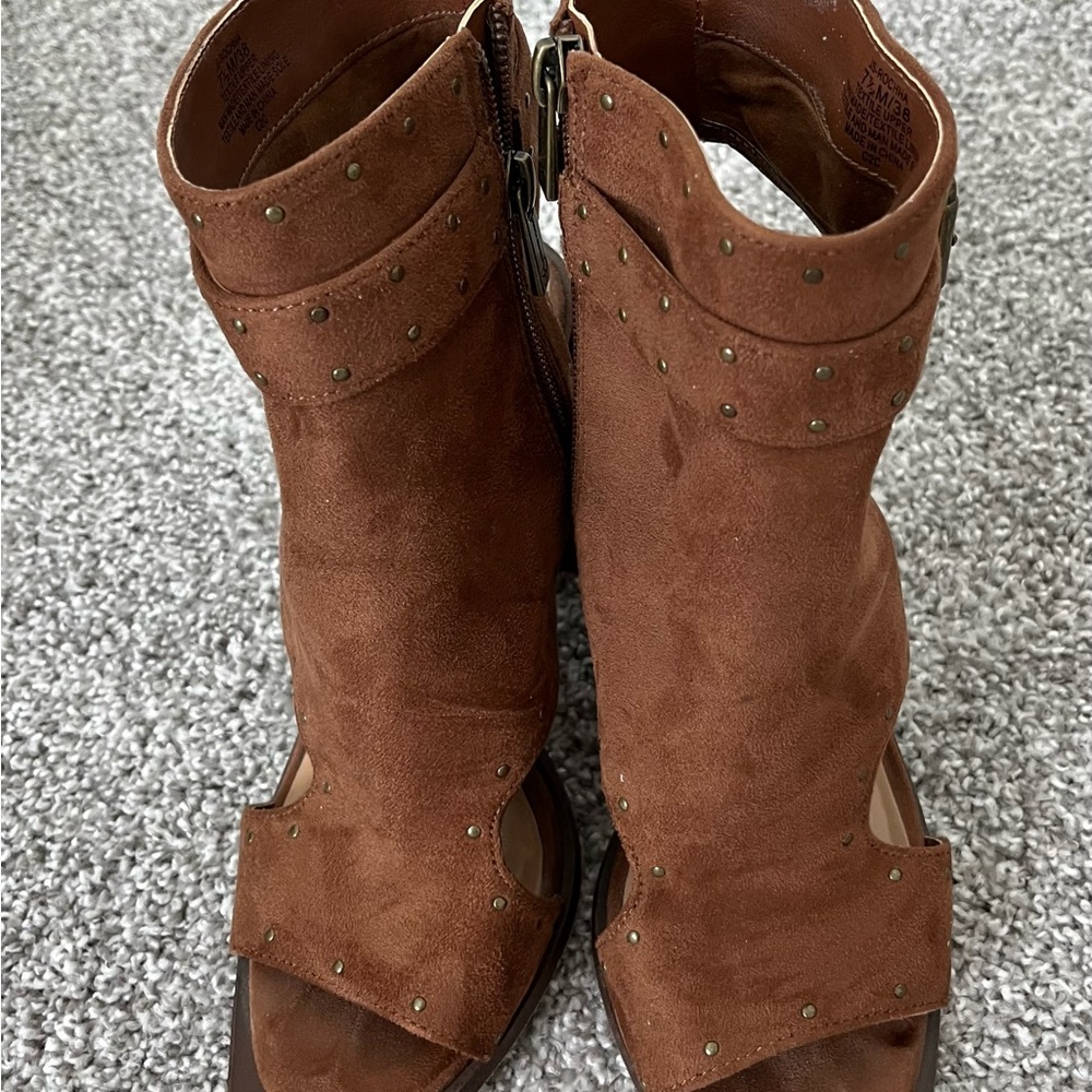 Jessica Simpson Brown Suede Women's Heeled Sandals - Picture 3 of 5